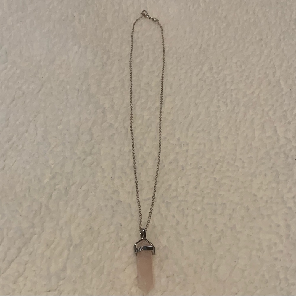 [LIKE 🆕] Pink Crystal Necklace - Picture 2 of 2